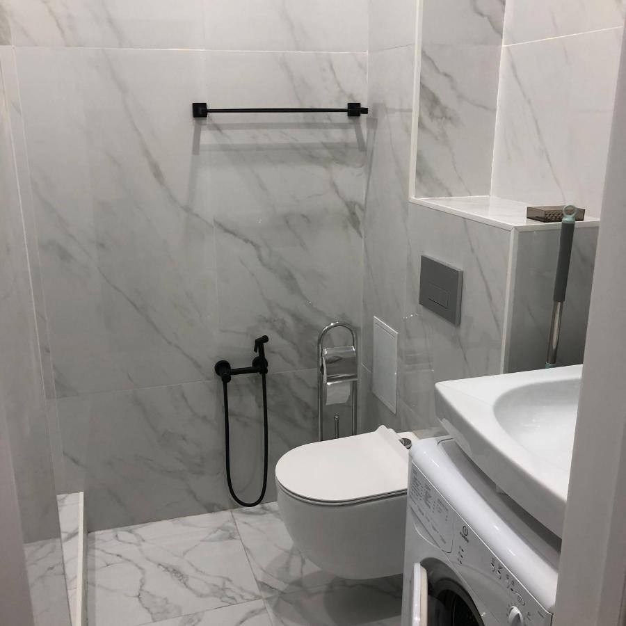 Umai 2-х комнатный люкс возле американского посольства и дворца школьников Apartment